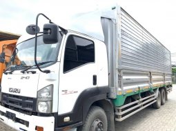 40rbKMbanBARU,ada3MURAH Isuzu Giga tronton 6x2 FVM34W Wingbox 2012 box 1