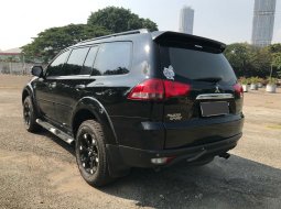 Mitsubishi Pajero Sport Dakar 4x2 AT 2014 Hitam 6