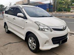 Toyota Avanza Veloz 1.5 AT 2013 DP15 1