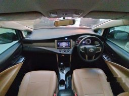 Mobil Toyota Kijang Innova 2016 G dijual, Jawa Timur 8