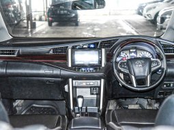 Toyota Kijang Innova Q 2017 1