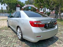 Toyota Camry 2.5 G 2012 Silver 4