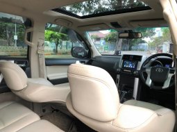 Toyota Land Cruiser Prado TX Limited 2.7 Bensin Automatic 2010 9