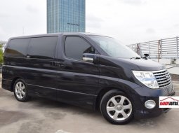 Nissan Elgrand 2.5 Automatic Tahun 2007 / 2008 MPV 2