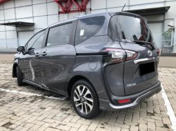 Toyota Sienta Q 2018 Abu-abu 6