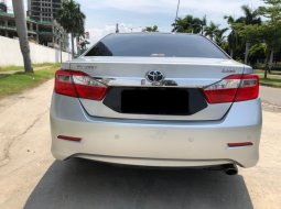 Toyota Camry 2.5 G AT Silver 2012 6