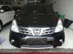 Jawa Timur, Nissan Livina X-Gear 2010 kondisi terawat 3