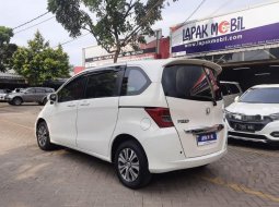 DKI Jakarta, Honda Freed E 2012 kondisi terawat 4