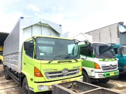 sewa rental tahunanFUSO HINO isuzu giga tronton wingbox wing bok box 1