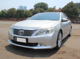 Toyota Camry 2.5 G 2012 Silver 1