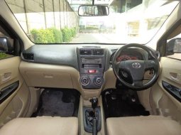 Mobil Toyota Avanza 2012 G dijual, Jawa Timur 9