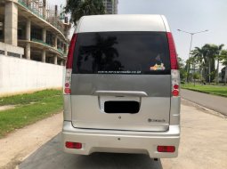 Isuzu Elf MICRO Minibus MT 2013 Silver 5