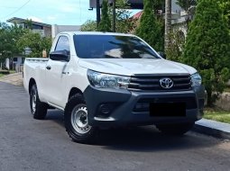 TOYOTA HILUX  PICK UP WHITE 2017  2