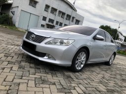 Toyota Camry 2.5 V AT 2013 Silver 3