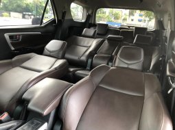 Toyota Fortuner 2.4 VRZ TRD AT 2020 Putih 6