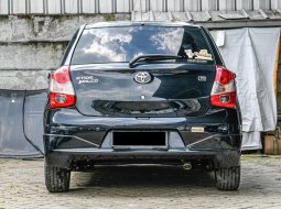 Toyota Etios 2012 2