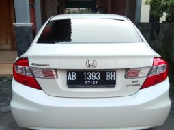 Honda Civic FB 1.8 Manual 2013 4