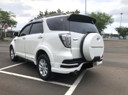 Daihatsu Terios ADVENTURE R 2016 Putih 4