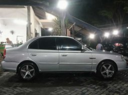 Dijual mobil bekas Hyundai Accent , Jawa Timur  2