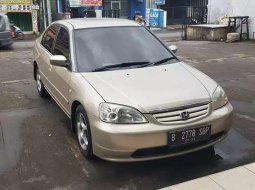 Mobil Honda Civic 2001 VTi terbaik di DKI Jakarta 7