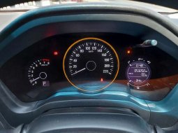 Mobil Honda HR-V 2017 E dijual, Kalimantan Selatan 9