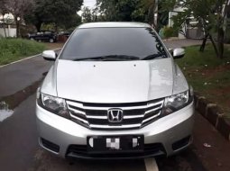 Jawa Timur, jual mobil Honda City E 2013 dengan harga terjangkau 2