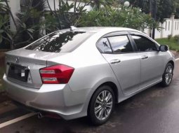 Jawa Timur, jual mobil Honda City E 2013 dengan harga terjangkau 5