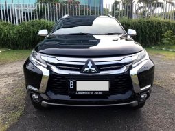 Mitsubishi Pajero Sport Dakar 4x2 AT 2020 Hitam 3