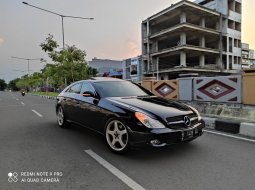 Mercedes Benz CLS350 A/T 2005 Super conditions 2