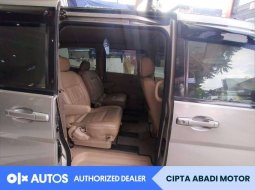 Mobil Nissan Serena 2006 terbaik di Jawa Barat 12