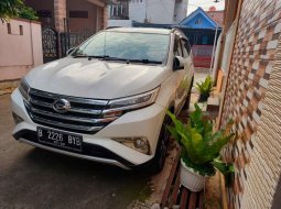 Jawa Barat, jual mobil Daihatsu Terios R 2018 dengan harga terjangkau 1