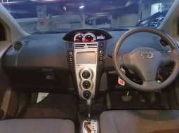 Jawa Barat, Toyota Yaris E 2011 kondisi terawat 3