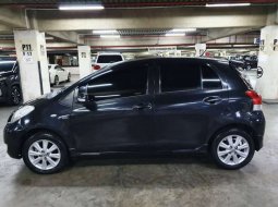 Jawa Barat, Toyota Yaris E 2011 kondisi terawat 17