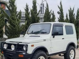 Jawa Barat, Suzuki Jimny 1991 kondisi terawat 9