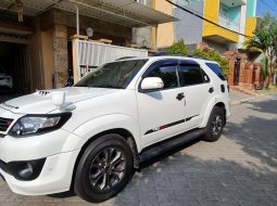 Jual cepat Toyota Fortuner TRD 2014 di Jawa Timur 3