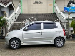 Jawa Barat, Kia Picanto 2005 kondisi terawat 2