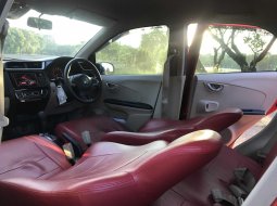 Honda Brio Satya E CVT 2018 Merah 9