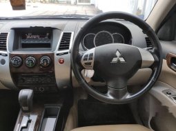 Mobil Mitsubishi Pajero Sport 2011 Exceed dijual, DKI Jakarta 4