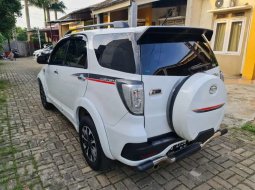 Jual mobil bekas murah Daihatsu Terios R 2017 di DKI Jakarta 8