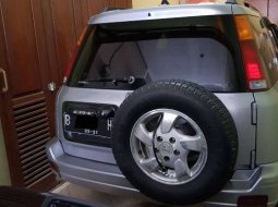 Jual cepat Honda CR-V 2001 di Banten 3