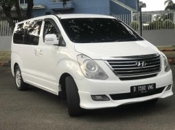 Hyundai H-1 XG 2012 Putih 1