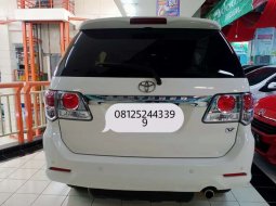 Jual mobil Toyota Fortuner V 2012 bekas, Jawa Timur 5