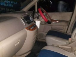 Mobil Nissan Serena 2005 terbaik di Jawa Barat 2