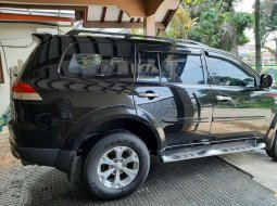 Mobil Mitsubishi Pajero Sport 2012 Dakar dijual, Jawa Barat 2