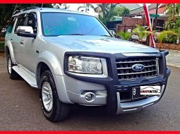 Ford Everest XLT 2008 SUV  1