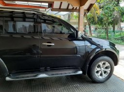 Mobil Mitsubishi Pajero Sport 2012 Dakar dijual, Jawa Barat 1