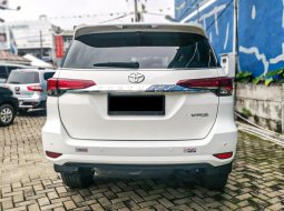 Toyota Fortuner 2.4 VRZ AT 2018 6