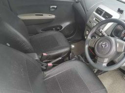 Dijual mobil bekas Toyota Agya , Sumatra Barat  8