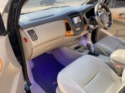 Dijual mobil bekas Toyota Kijang Innova V, Sumatra Selatan  6