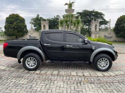 Jual mobil bekas murah Mitsubishi Triton EXCEED 2014 di Riau 3